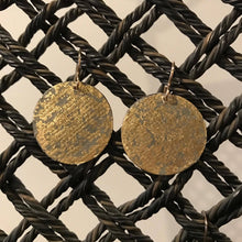 Load image into Gallery viewer, crushed gold earrings
