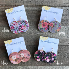 Load image into Gallery viewer, floral earrings