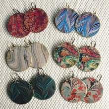 Load image into Gallery viewer, fall marble print earrings