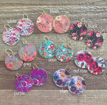 Load image into Gallery viewer, floral earrings