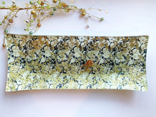Load image into Gallery viewer, black, gold and cream glass serving platter