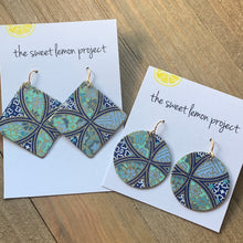 Load image into Gallery viewer, blue overlapping circles earrings
