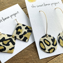 Load image into Gallery viewer, Cheetah - black and gold earrings
